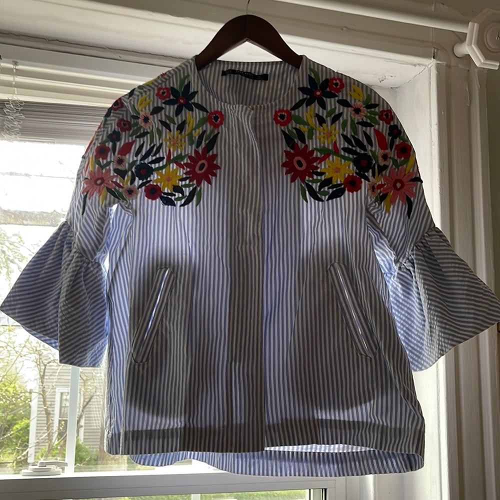 It is xs on the label but it does feel more like s